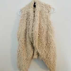 Fur beige- Charlotte Russe